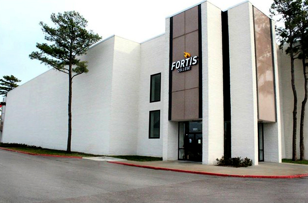 Fortis College building exterior with signage